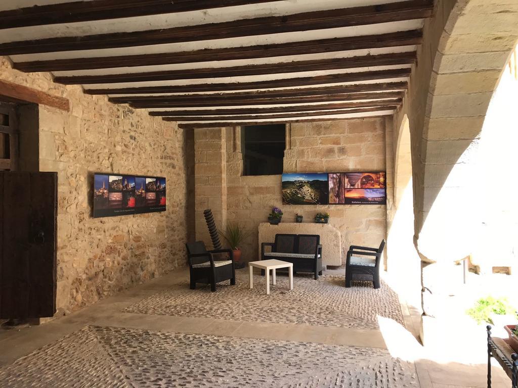 Hospederia Virgen De La Fuente Hotell Peñarroya de Tastavins Eksteriør bilde