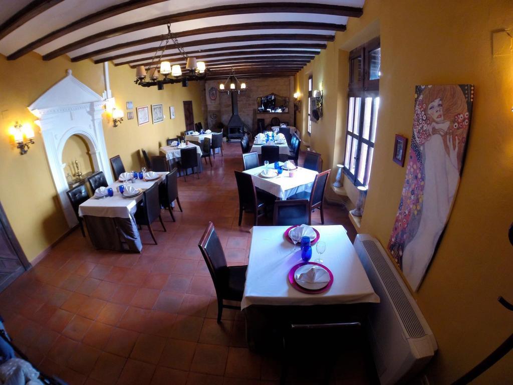 Hospederia Virgen De La Fuente Hotell Peñarroya de Tastavins Eksteriør bilde