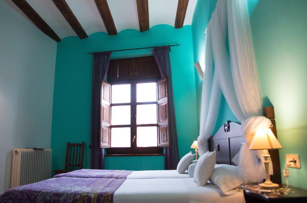 Hospederia Virgen De La Fuente Hotell Peñarroya de Tastavins Eksteriør bilde