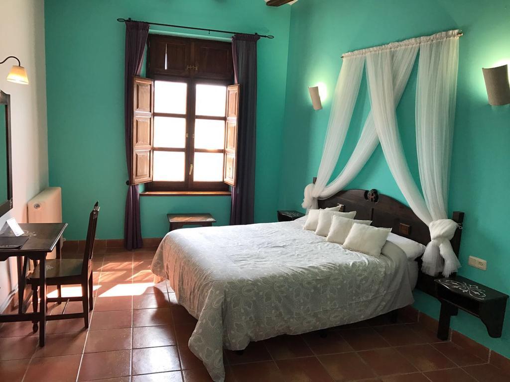 Hospederia Virgen De La Fuente Hotell Peñarroya de Tastavins Eksteriør bilde