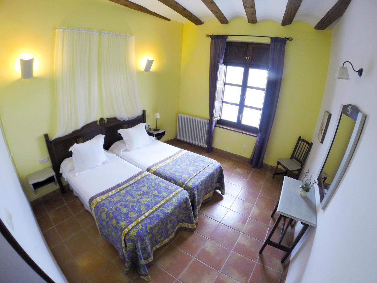 Hospederia Virgen De La Fuente Hotell Peñarroya de Tastavins Eksteriør bilde