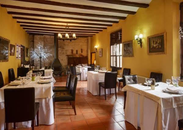 Hospederia Virgen De La Fuente Hotell Peñarroya de Tastavins Eksteriør bilde